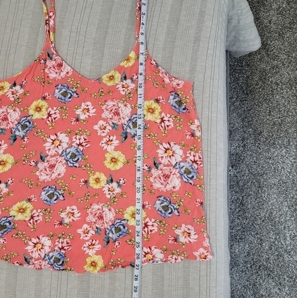 Torrid Floral Tank Top Adjustable Straps - Picture 9 of 9